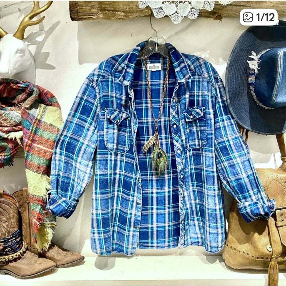 Upcycled Native wildlife back detailing plaid boho shirt w western country vibe